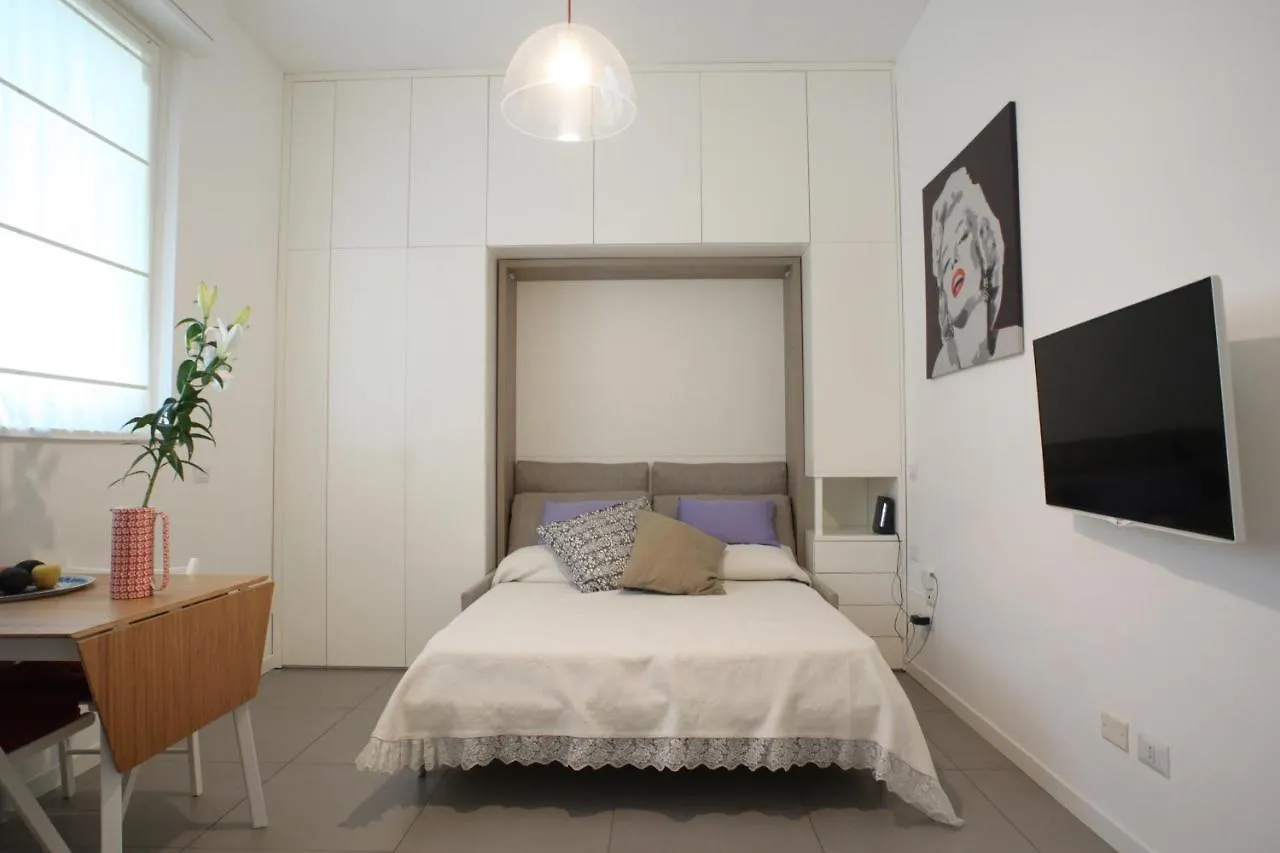 San Martino House: Bright And Central! Milão Itália